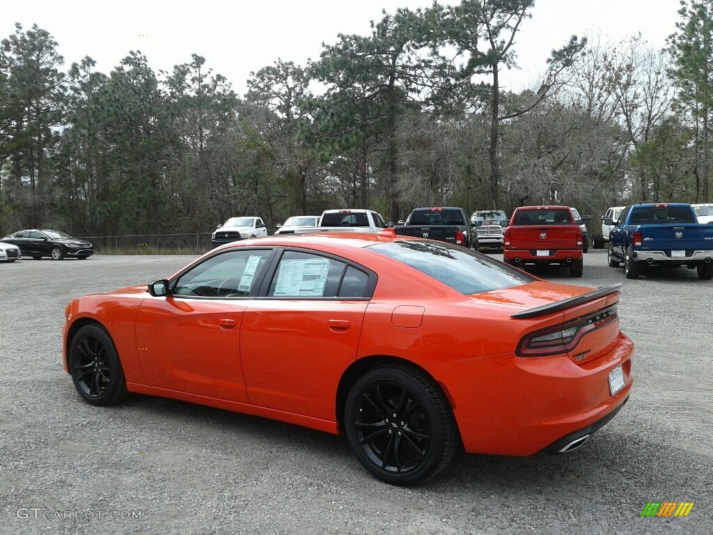 2018 Charger SXT Plus - Go Mango / Black photo #3