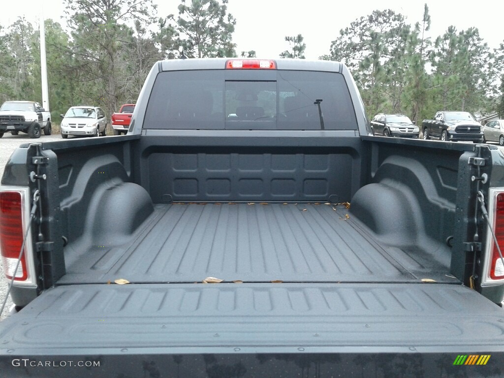 2018 1500 Laramie Crew Cab - Granite Crystal Metallic / Black photo #20