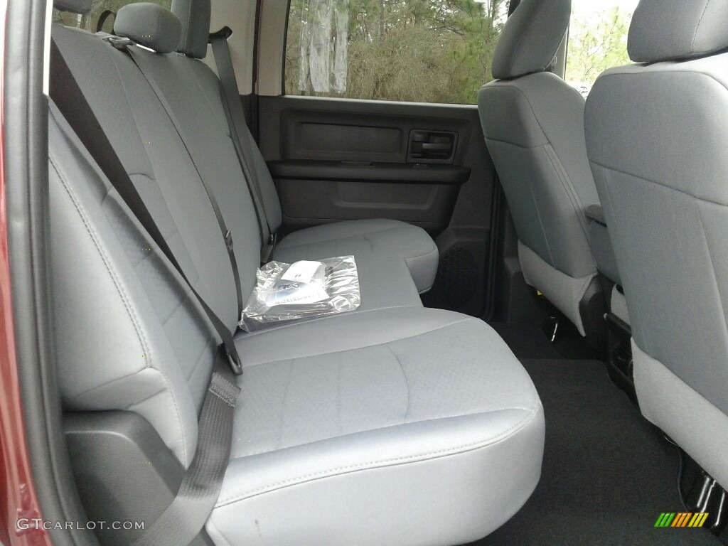 2018 1500 Express Crew Cab - Delmonico Red Pearl / Black/Diesel Gray photo #11