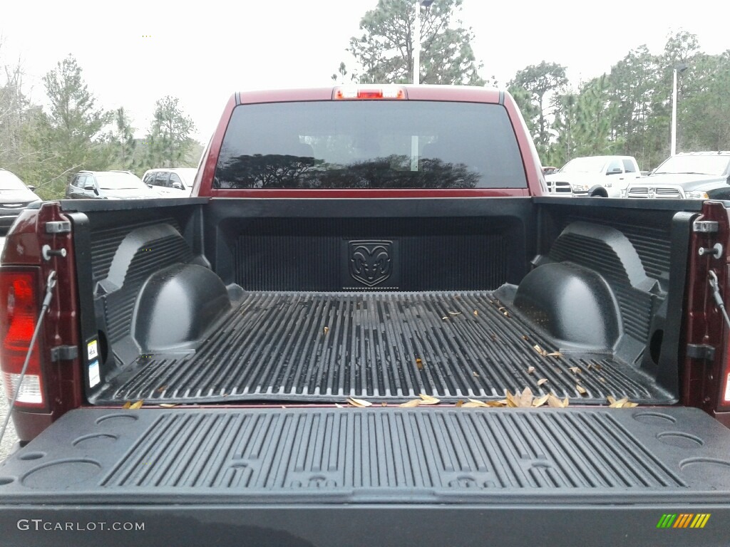 2018 1500 Express Crew Cab - Delmonico Red Pearl / Black/Diesel Gray photo #19