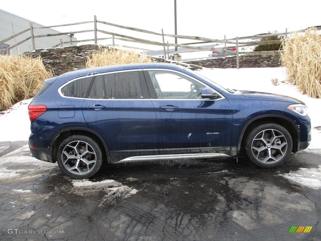 2017 X1 xDrive28i - Mediterranean Blue Metallic / Canberra Beige photo #2