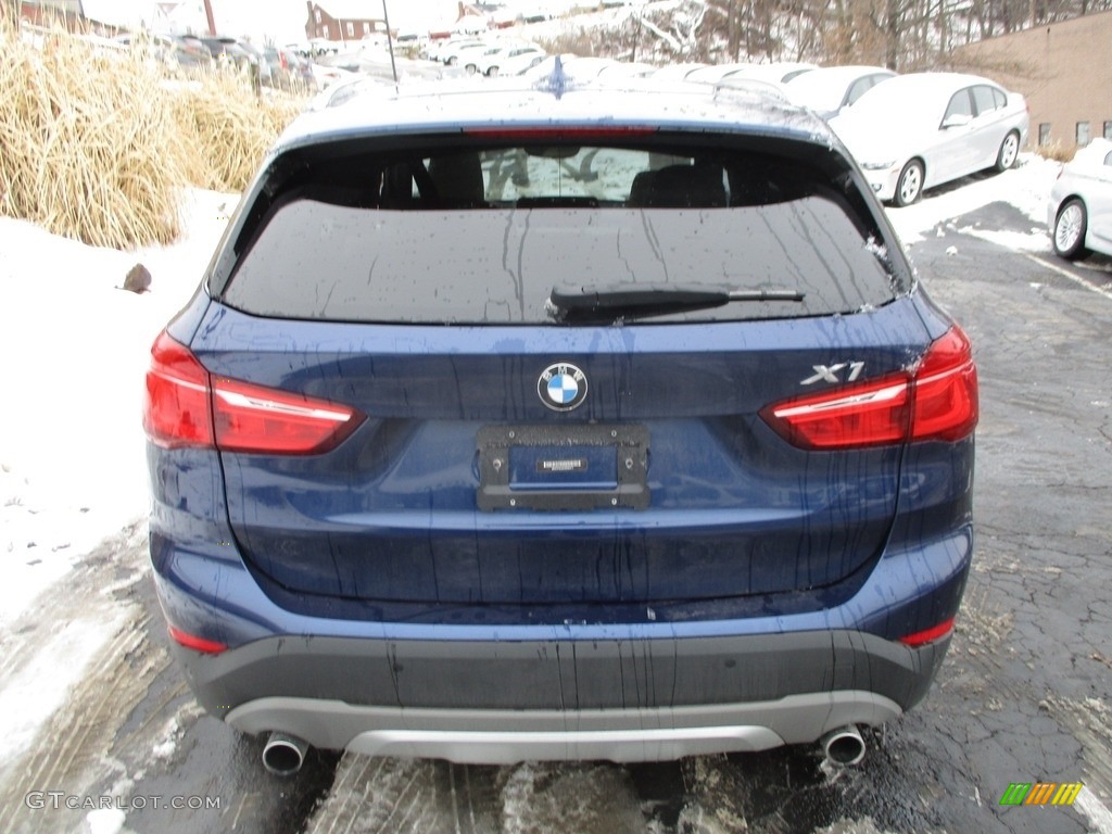 2017 X1 xDrive28i - Mediterranean Blue Metallic / Canberra Beige photo #4