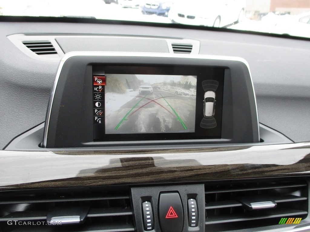 2017 X1 xDrive28i - Mediterranean Blue Metallic / Canberra Beige photo #18