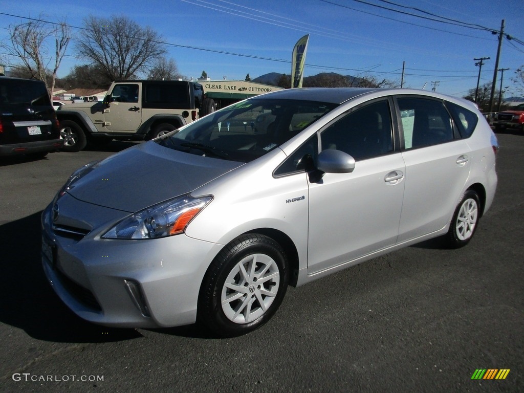 2014 Prius v Two - Classic Silver Metallic / Misty Gray photo #3