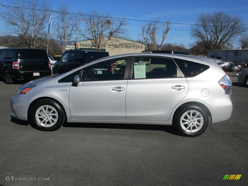 2014 Prius v Two - Classic Silver Metallic / Misty Gray photo #4