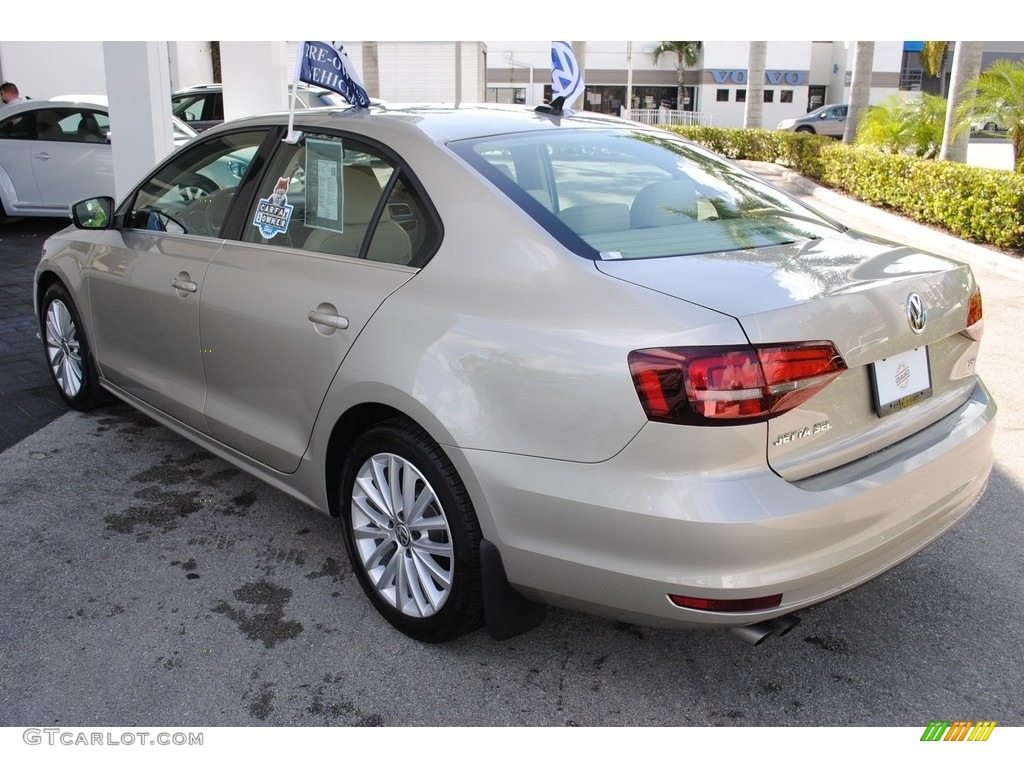 2016 Jetta SEL - Moonrock Silver Metallic / Cornsilk Beige photo #6