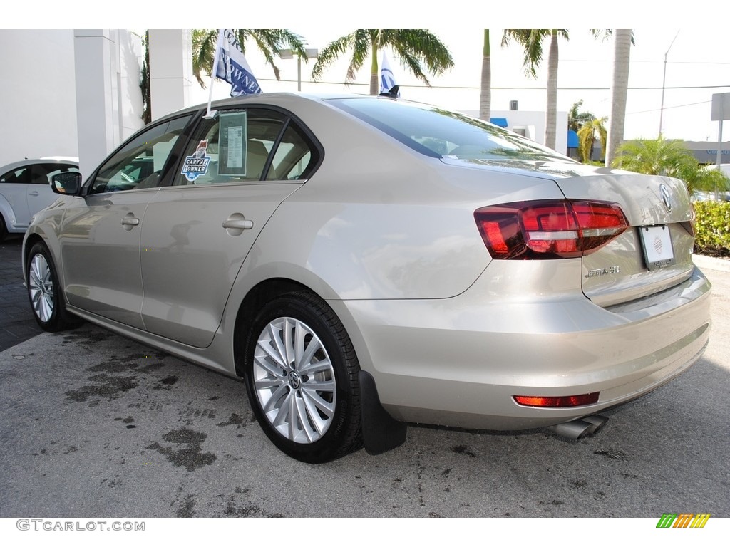 2016 Jetta SEL - Moonrock Silver Metallic / Cornsilk Beige photo #7