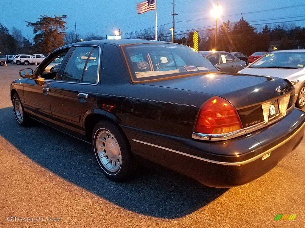 1999 Crown Victoria LX - Black / Light Graphite photo #2