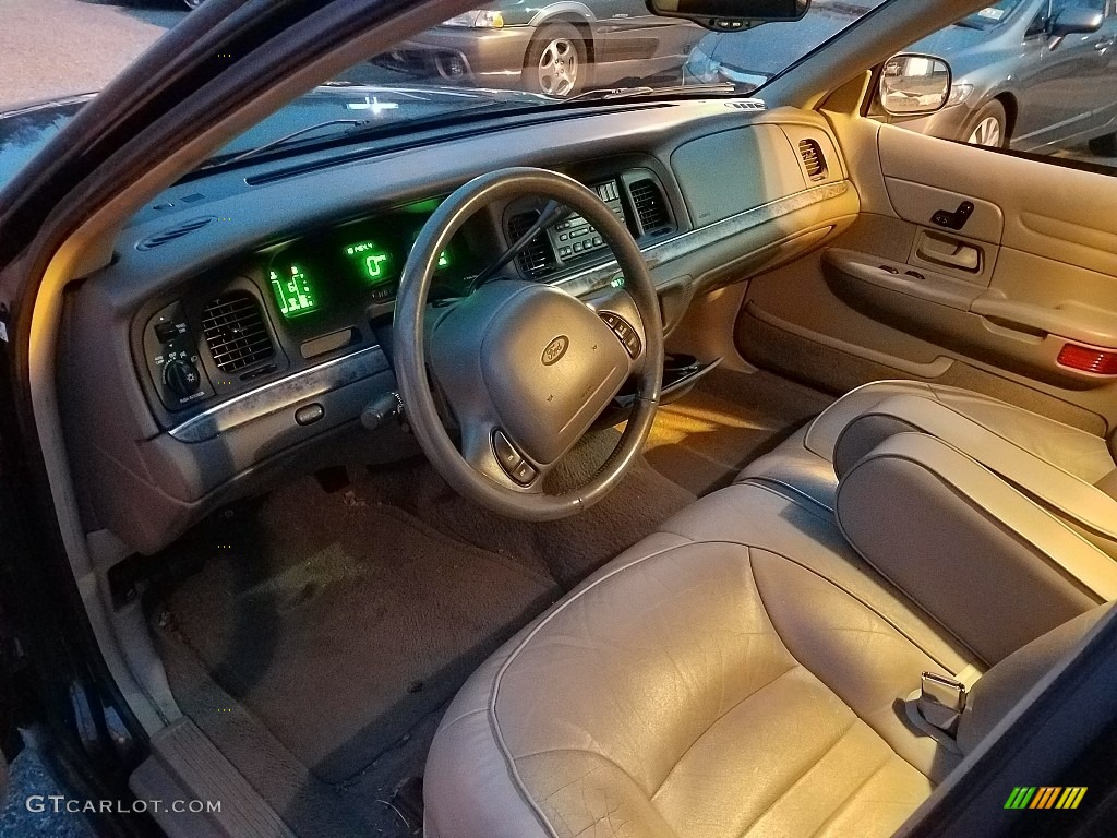 1999 Crown Victoria LX - Black / Light Graphite photo #3