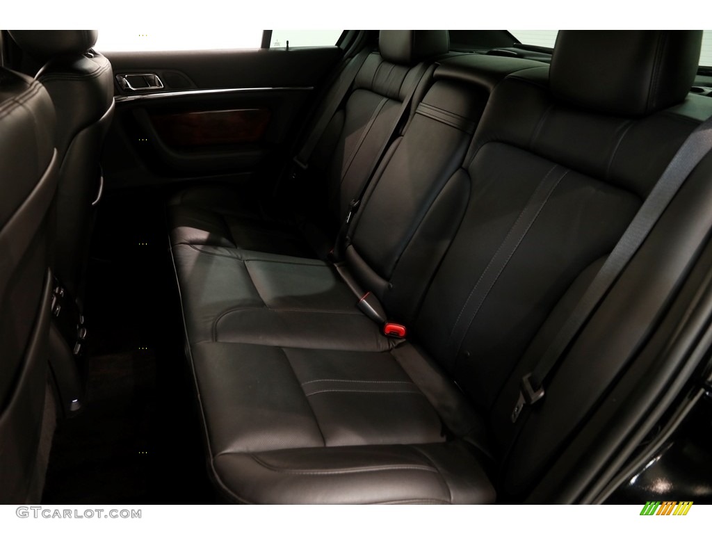 2014 MKS FWD - Tuxedo Black Metallic / Charcoal Black photo #18