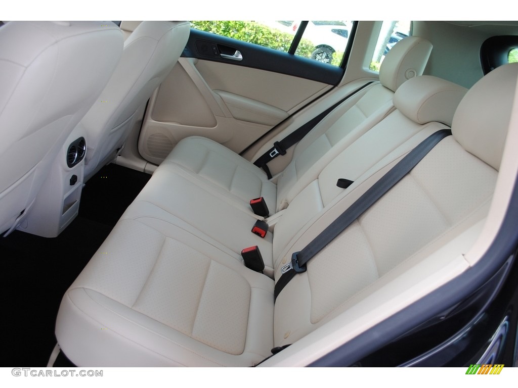 2012 Tiguan SE 4Motion - Deep Black Metallic / Beige photo #11