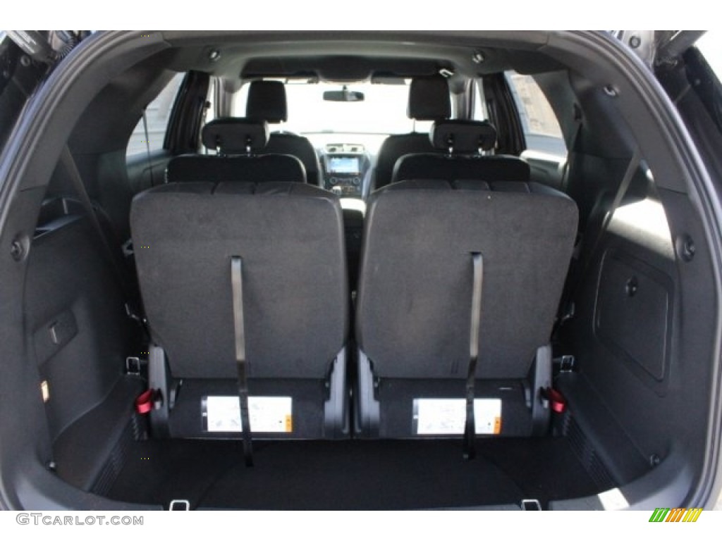 2018 Explorer XLT - Magnetic Metallic / Ebony Black photo #30