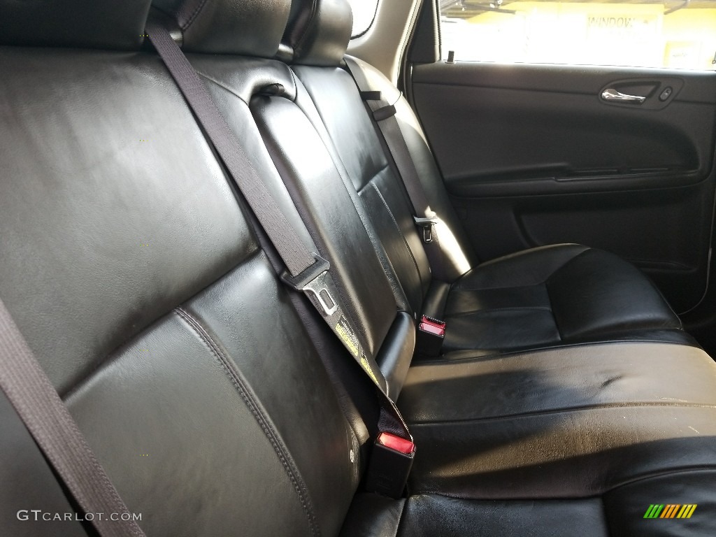 2007 Impala SS - White / Ebony Black photo #23