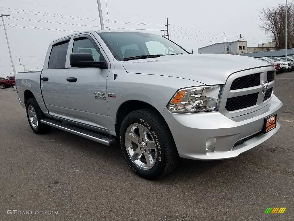 2016 1500 Express Crew Cab 4x4 - Bright Silver Metallic / Black/Diesel Gray photo #1