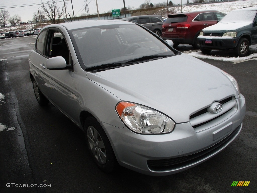 2010 Accent GS 3 Door - Platinum Silver / Black photo #7