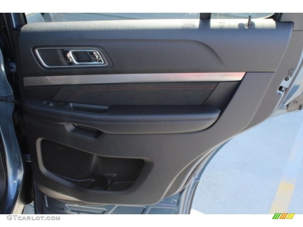 2018 Explorer XLT - Blue Metallic / Ebony Black photo #31