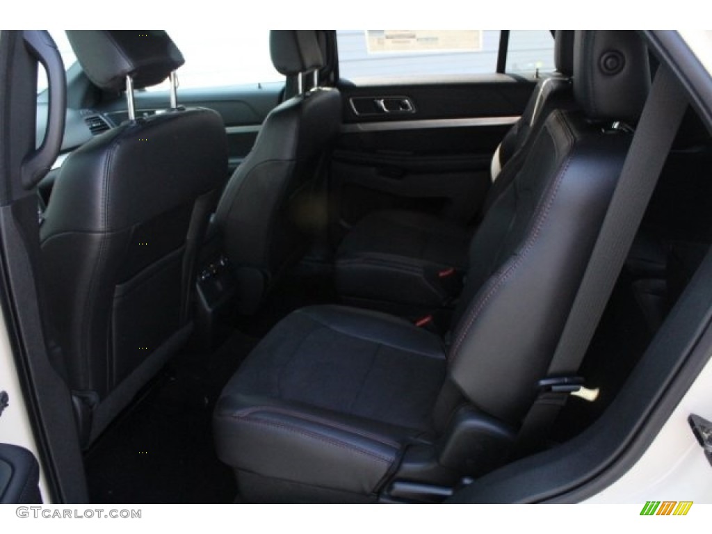 2018 Explorer XLT - Platinum Dune / Ebony Black photo #26