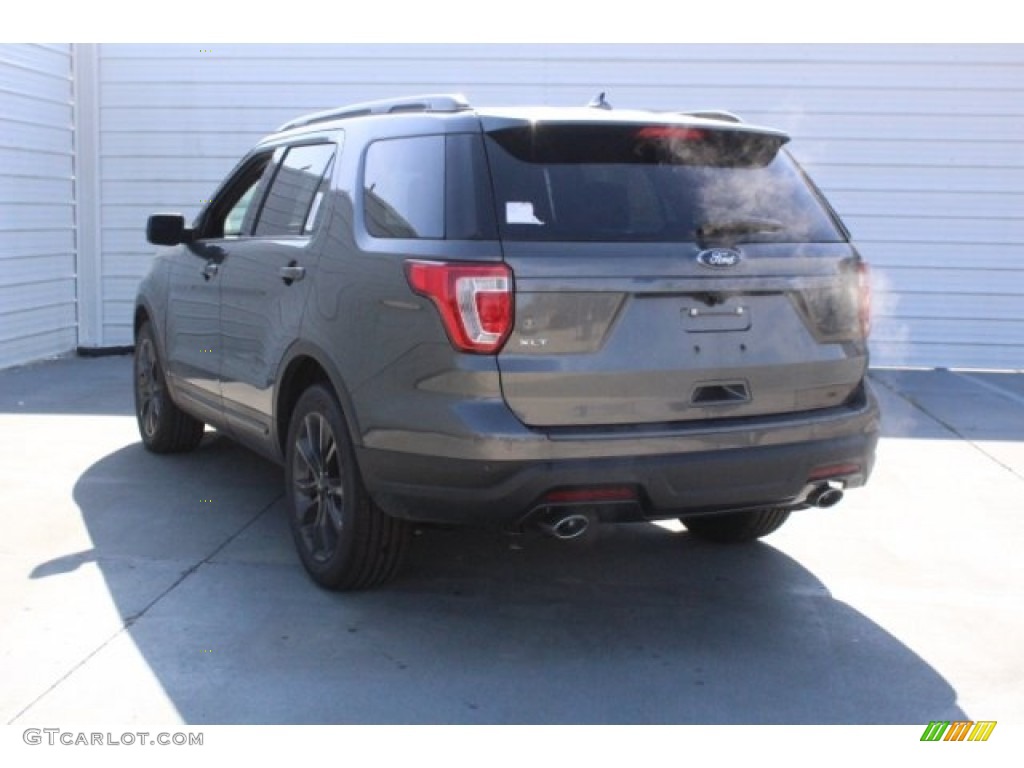 2018 Explorer XLT - Magnetic Metallic / Ebony Black photo #6