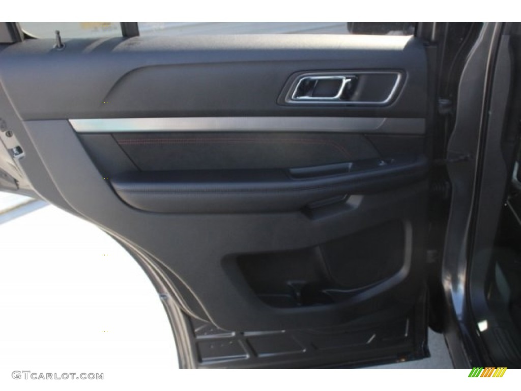 2018 Explorer XLT - Magnetic Metallic / Ebony Black photo #23