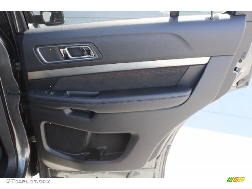 2018 Explorer XLT - Magnetic Metallic / Ebony Black photo #29