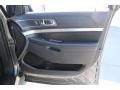 2018 Magnetic Metallic Ford Explorer XLT  photo #31