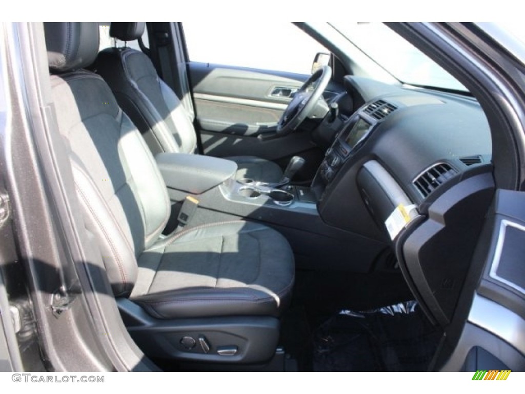 2018 Explorer XLT - Magnetic Metallic / Ebony Black photo #33