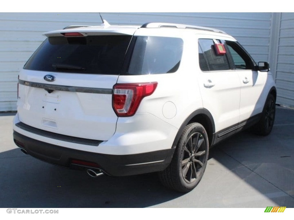 2018 Explorer XLT - White Platinum / Ebony Black photo #9