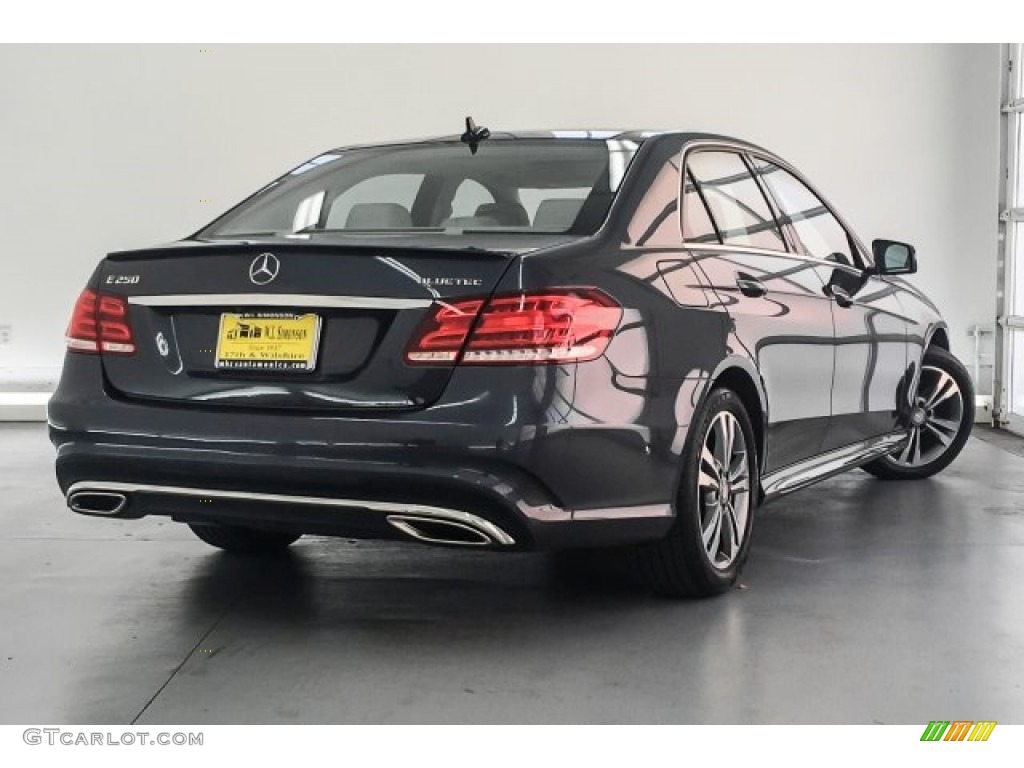2016 E 250 Bluetec Sedan - Indigo Blue Metallic / Crystal Grey/Black photo #16