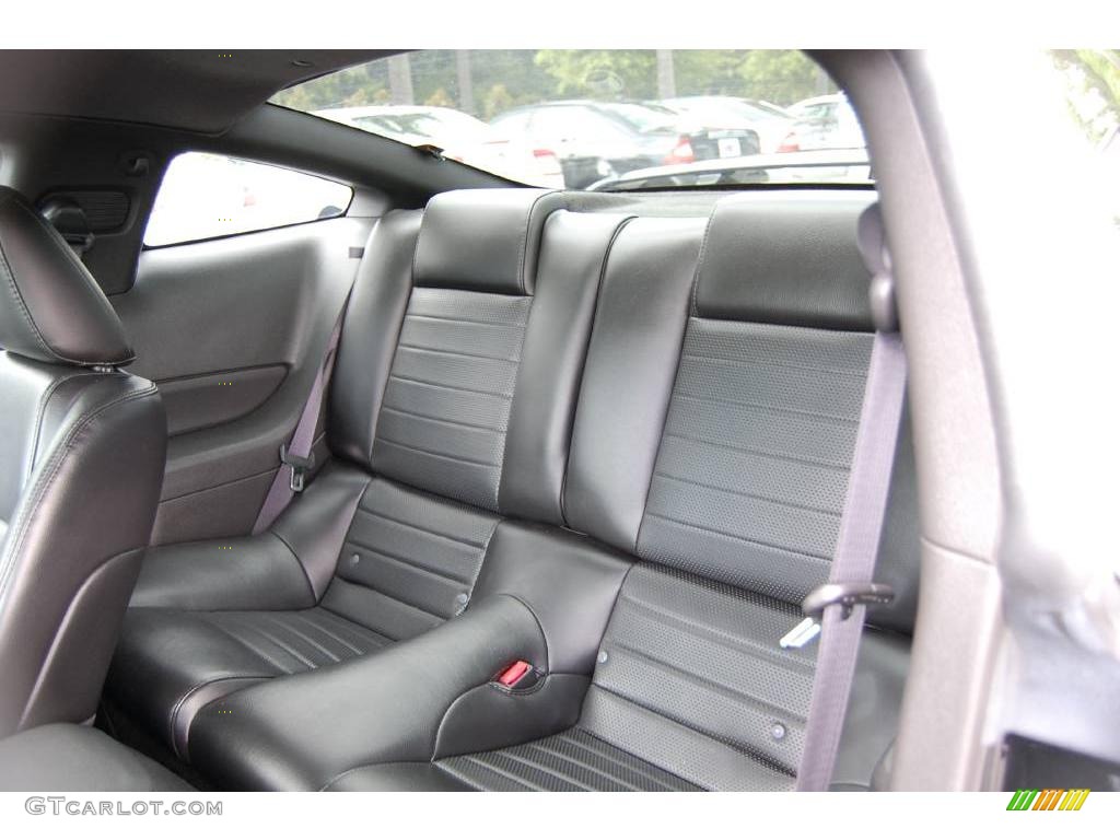 2007 Mustang GT Premium Coupe - Black / Dark Charcoal photo #6