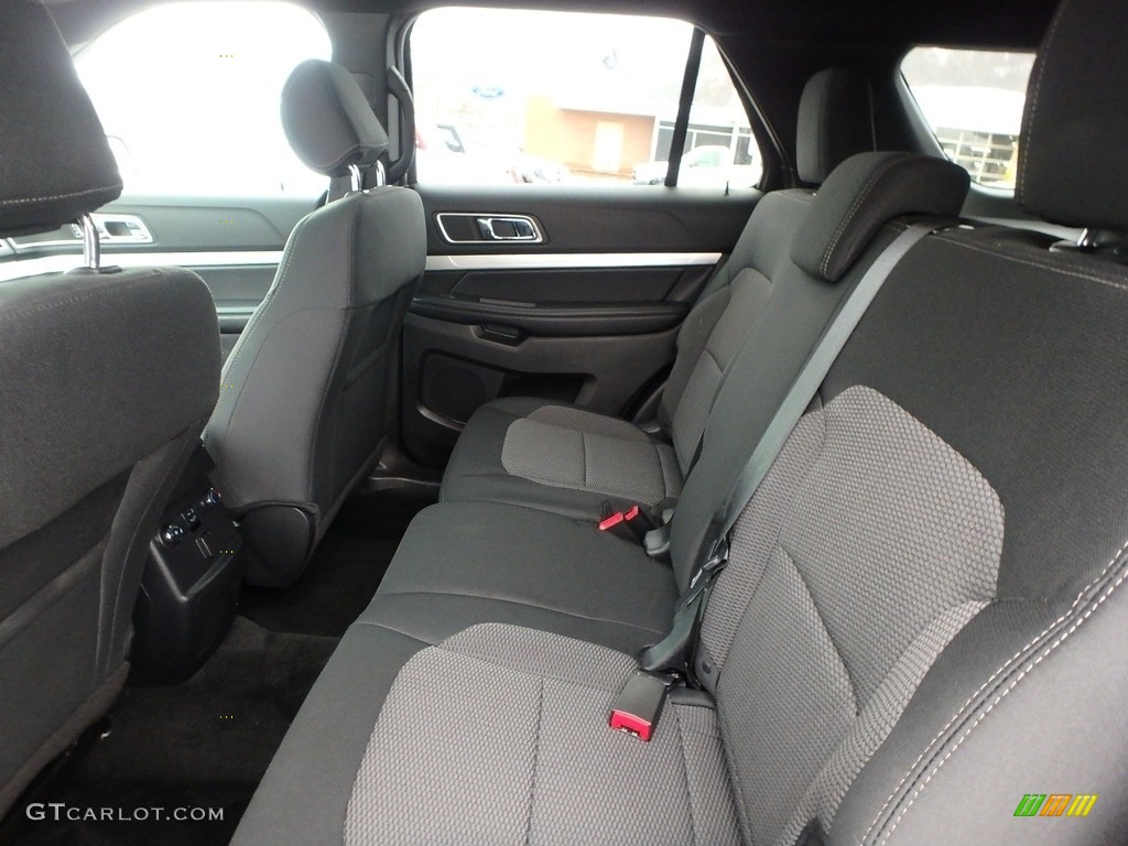 2017 Explorer XLT 4WD - Canyon Ridge / Ebony Black photo #12