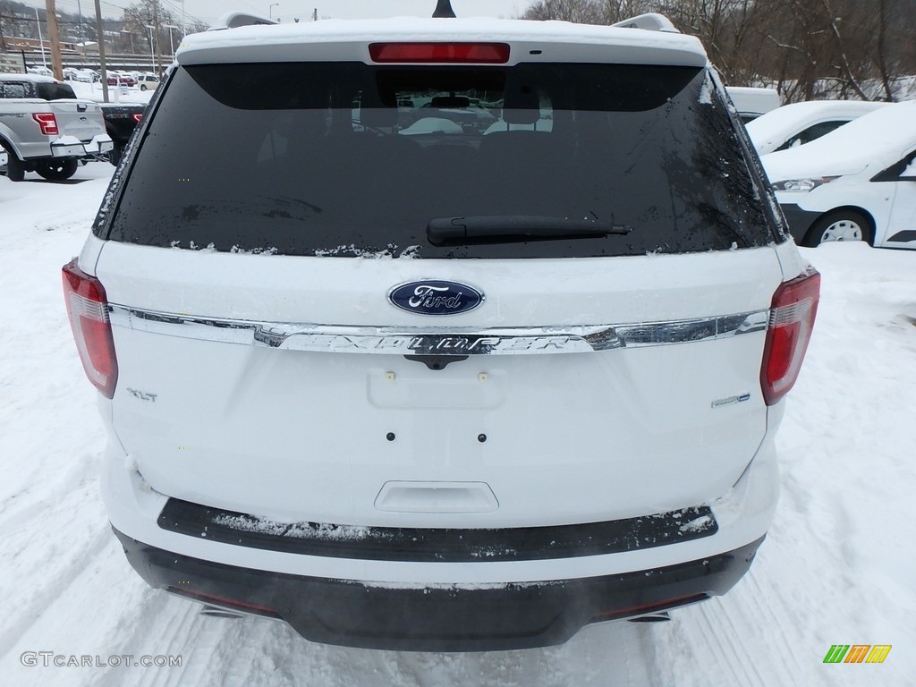 2018 Explorer XLT 4WD - Oxford White / Ebony Black photo #4