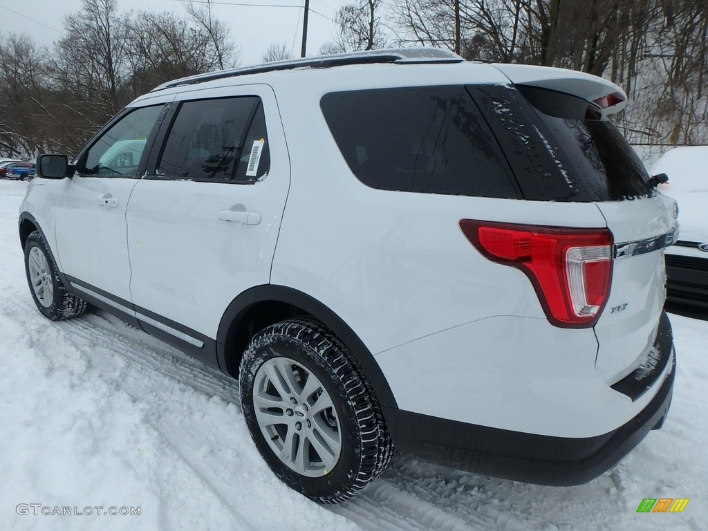 2018 Explorer XLT 4WD - Oxford White / Ebony Black photo #6
