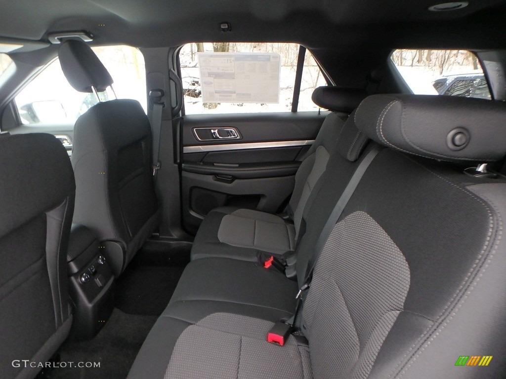 2018 Explorer XLT 4WD - Oxford White / Ebony Black photo #12