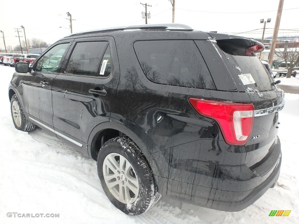 2018 Explorer XLT 4WD - Shadow Black / Ebony Black photo #5