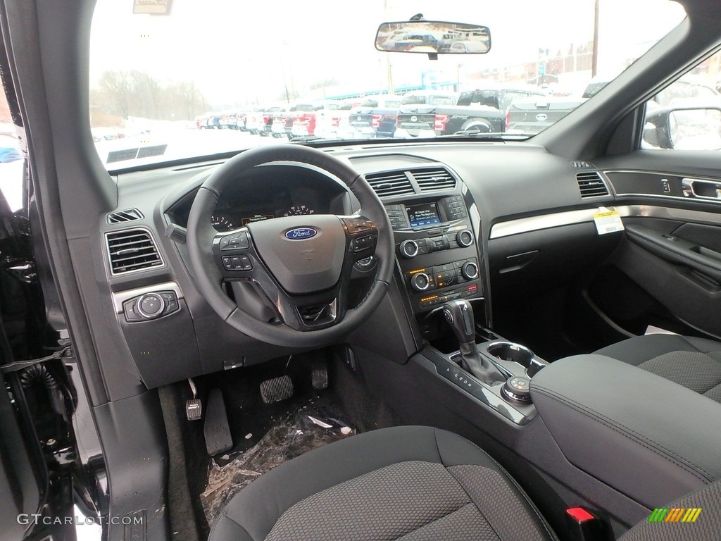 2018 Explorer XLT 4WD - Shadow Black / Ebony Black photo #14