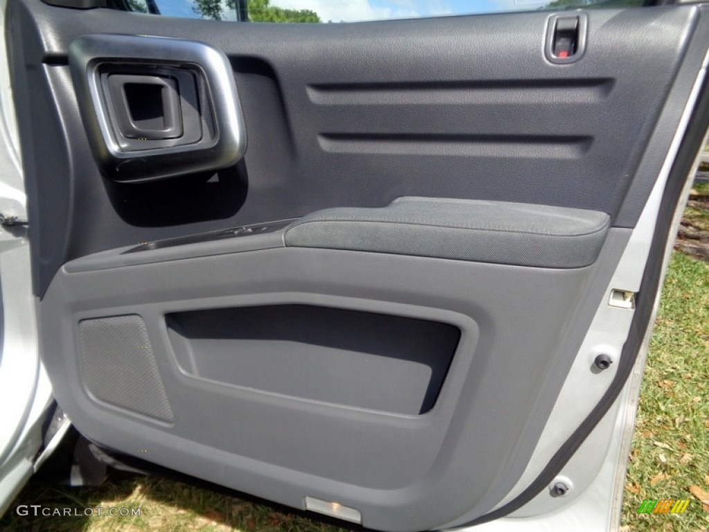 2006 Ridgeline RT - Billet Silver Metallic / Gray photo #51