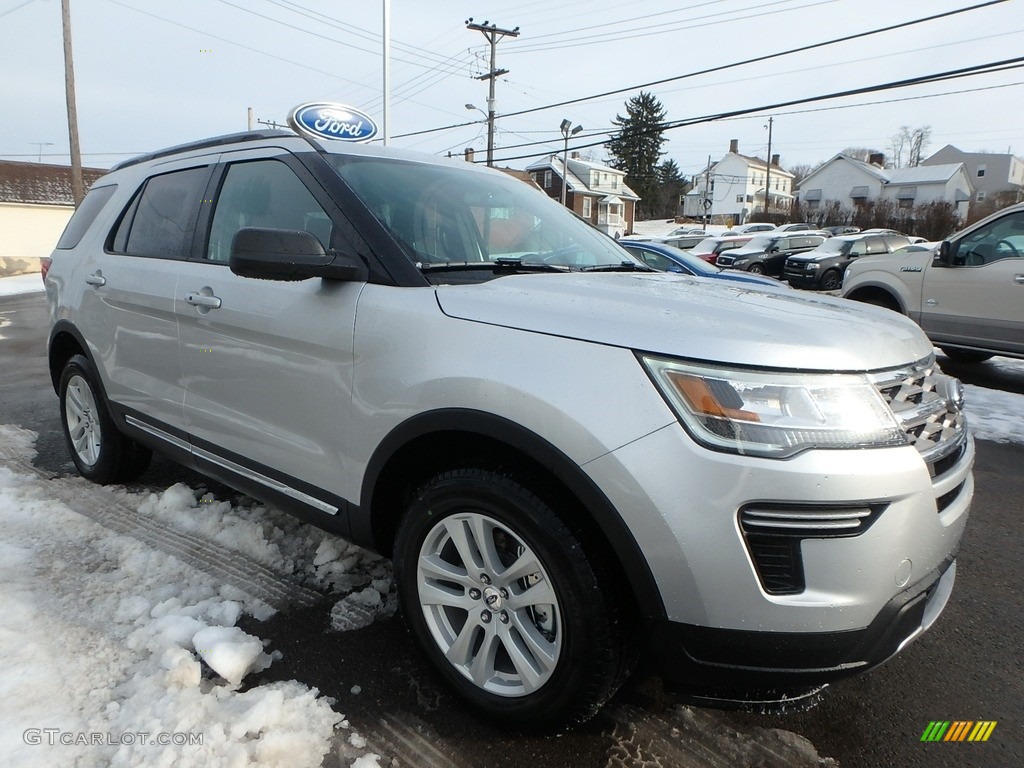 2018 Explorer XLT 4WD - Ingot Silver / Ebony Black photo #3