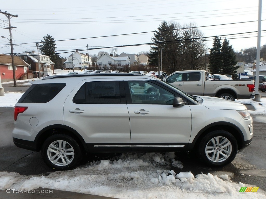 2018 Explorer XLT 4WD - Ingot Silver / Ebony Black photo #4