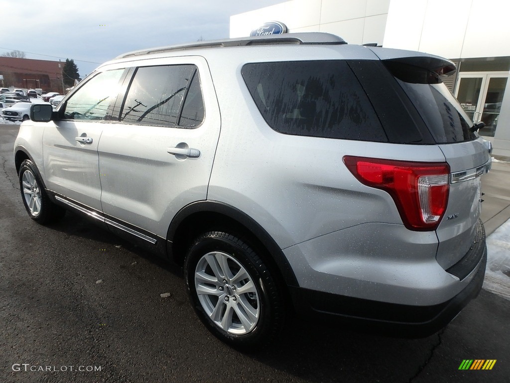 2018 Explorer XLT 4WD - Ingot Silver / Ebony Black photo #8