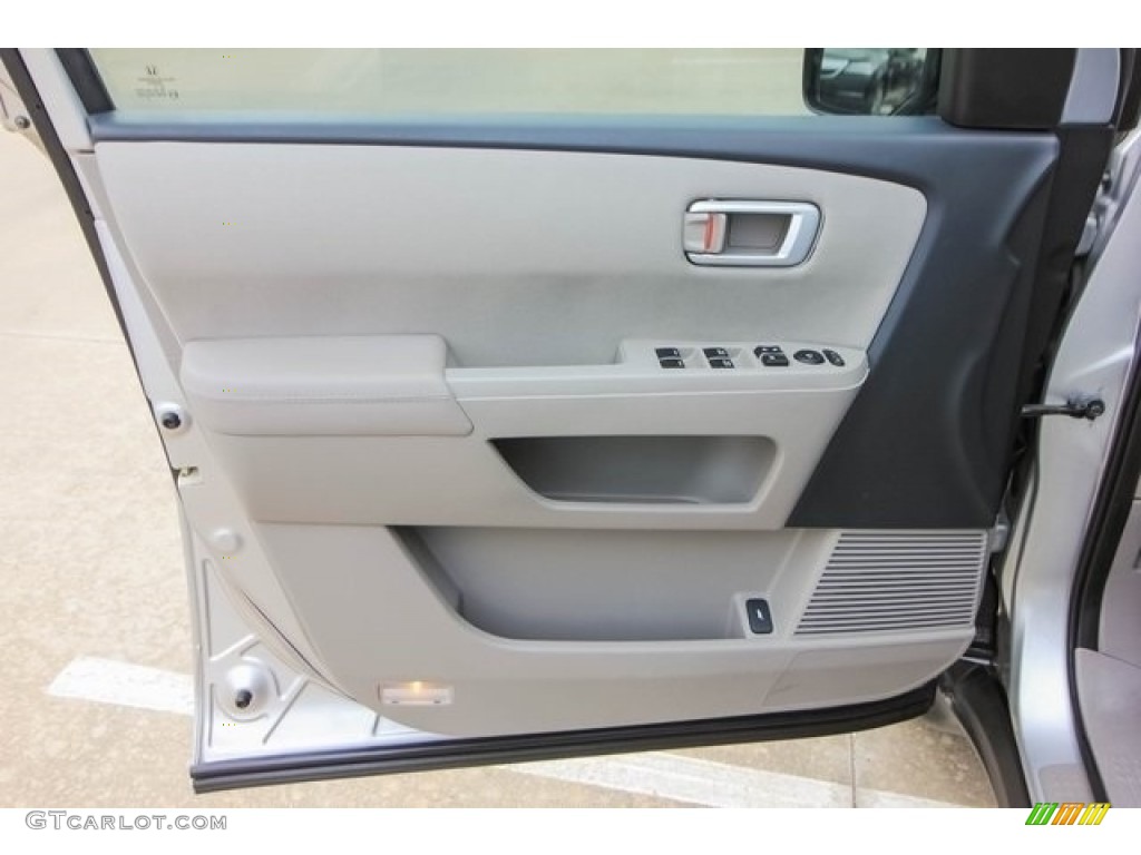 2015 Pilot LX - Alabaster Silver Metallic / Gray photo #17