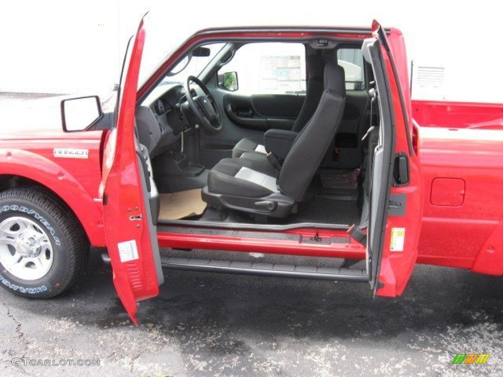 2009 Ranger Sport SuperCab - Torch Red / Medium Dark Flint photo #12