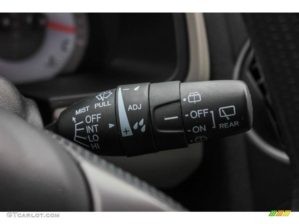 2015 Pilot LX - Alabaster Silver Metallic / Gray photo #43