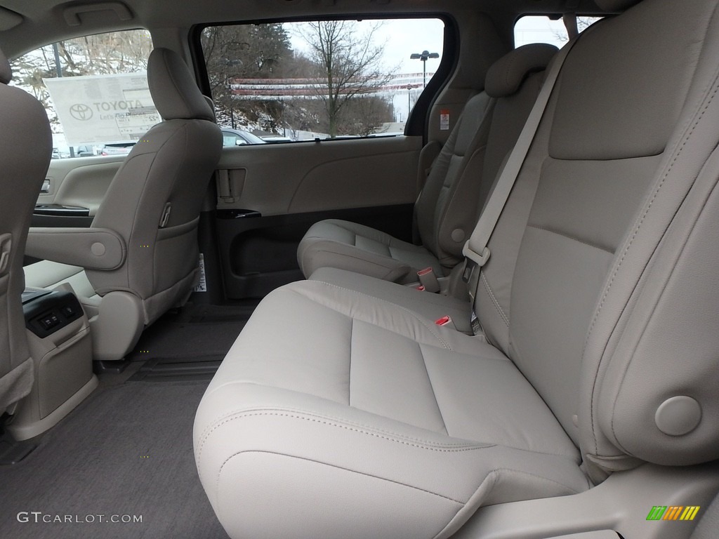 2018 Sienna XLE - Toasted Walnut Pearl / Bisque photo #7