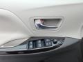 2018 Toasted Walnut Pearl Toyota Sienna XLE  photo #10