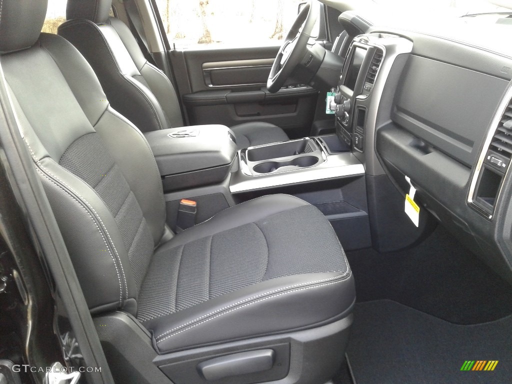 2018 1500 Night Crew Cab 4x4 - Brilliant Black Crystal Pearl / Black photo #14