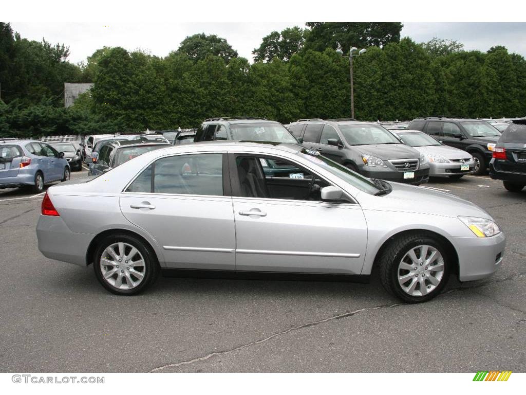 2006 Accord LX V6 Sedan - Alabaster Silver Metallic / Gray photo #4