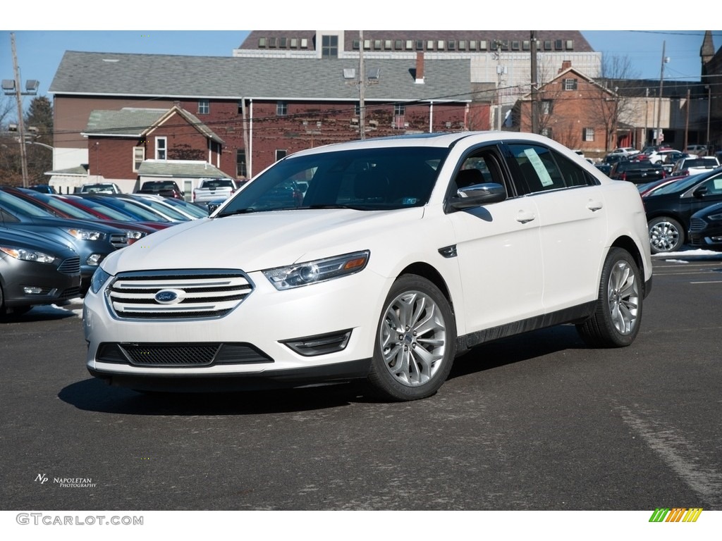 2018 Taurus Limited AWD - White Platinum / Charcoal Black photo #1