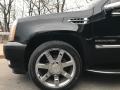 Black Raven - Escalade Luxury AWD Photo No. 10