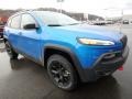 Hydro Blue Pearl - Cherokee Trailhawk 4x4 Photo No. 9
