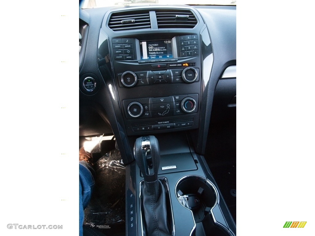 2018 Explorer XLT 4WD - Platinum Dune / Ebony Black photo #11